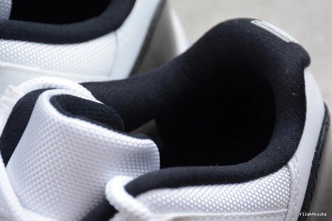 Jordan Air 11 528895-153 Retro mens 